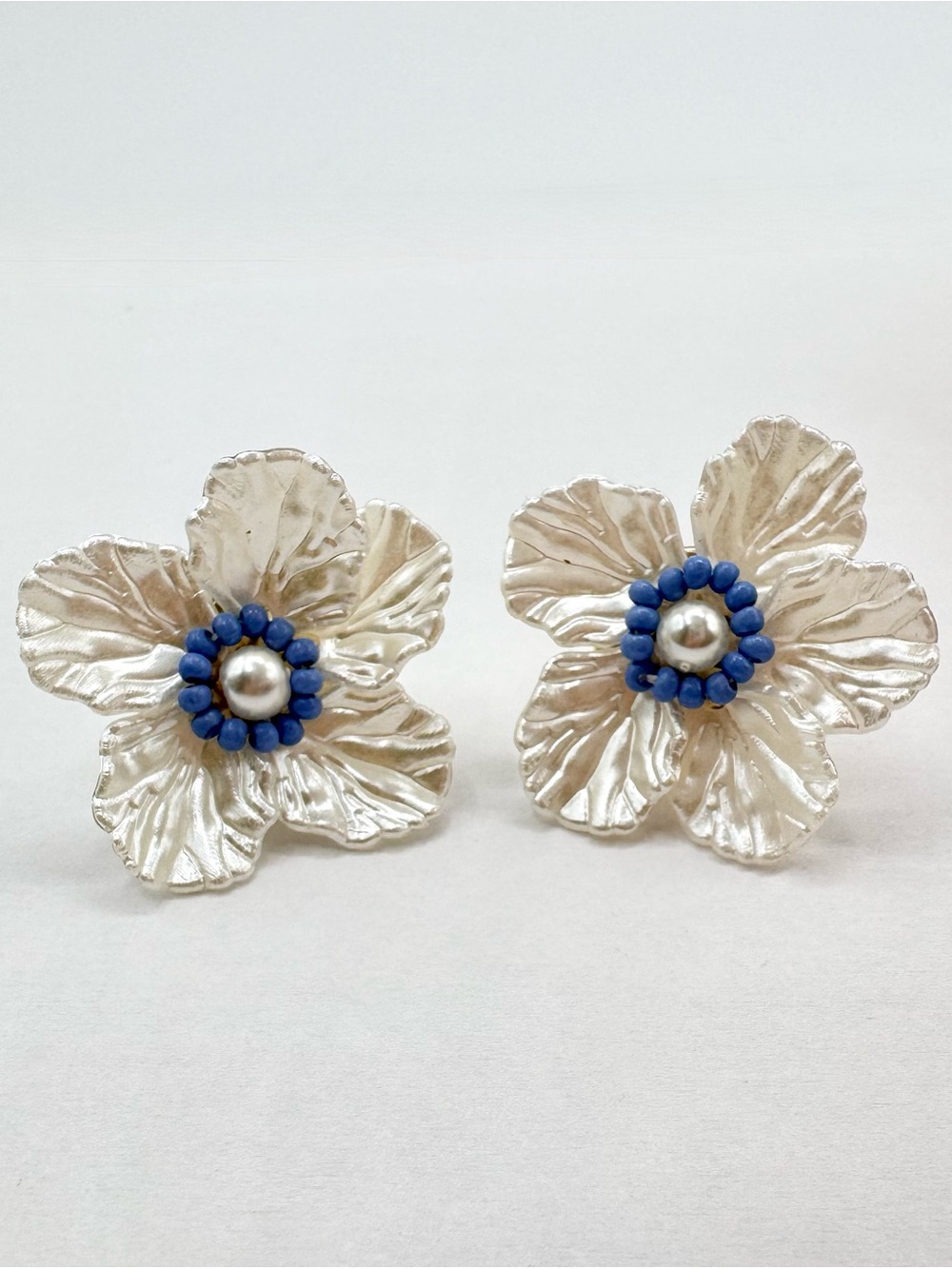 J.Crew White Blue Flower Stud Earrings Signed Garden Tea Party Feminine Pretty